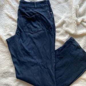 Black jean like pants